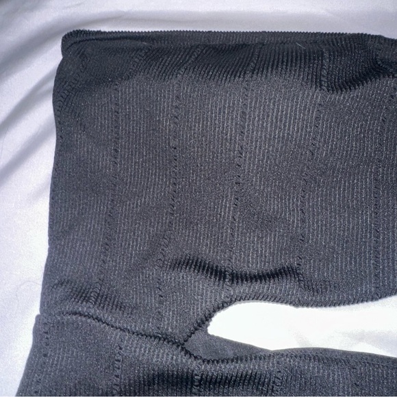 Aerie Ribbed One Piece Swimsuit - Picture 4 of 5